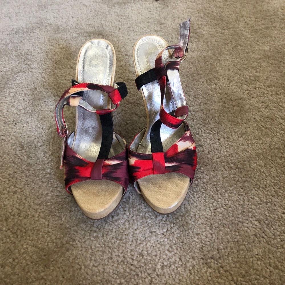 High heels - Picture 2 of 3